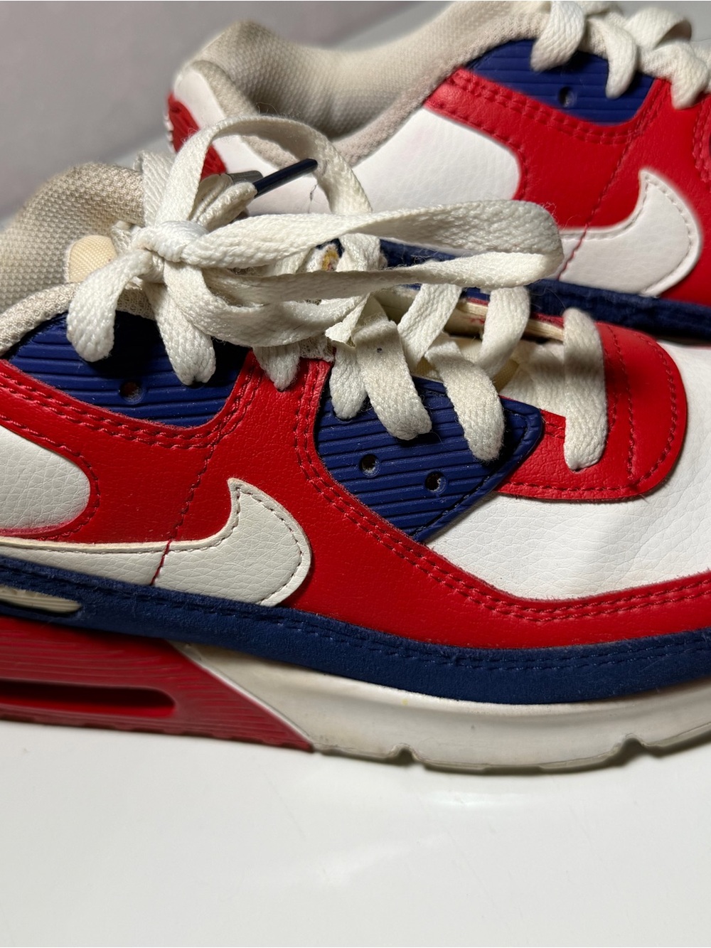 Nike Air Max 90 GS "USA" White Red Blue Sneakers Size 5.5Y - Picture 3 of 8